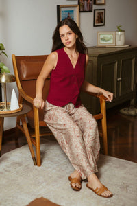 Pantalon Mónaco flores vino